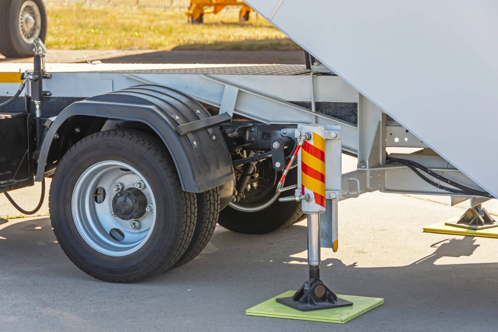 Support on the body of the special equipment of the machine car truck, service. Reliable sustainable