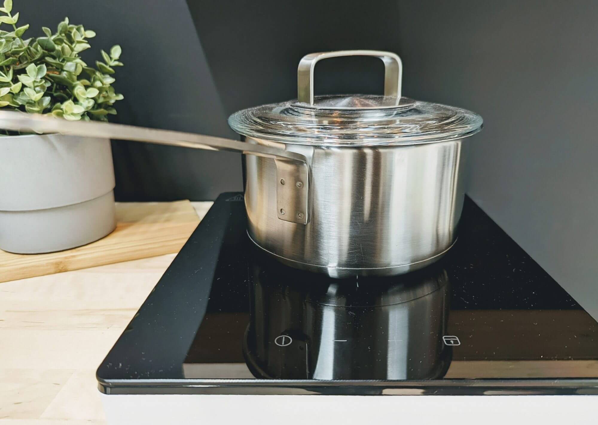 Top 5 Essential RV Replacement Ovens for Efficient Cooking on the Go