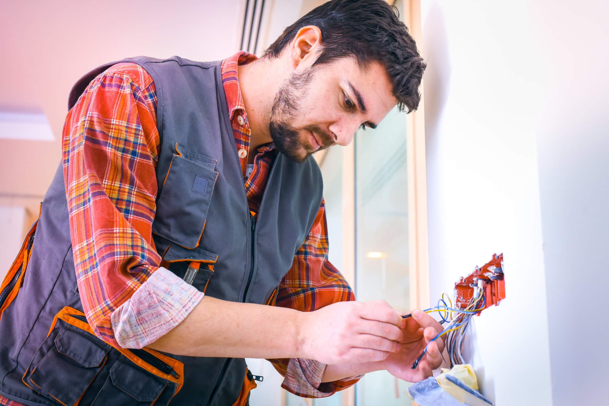 How Much Does It Cost to Rewire a Mobile Home 7 Key Factors Habitatista