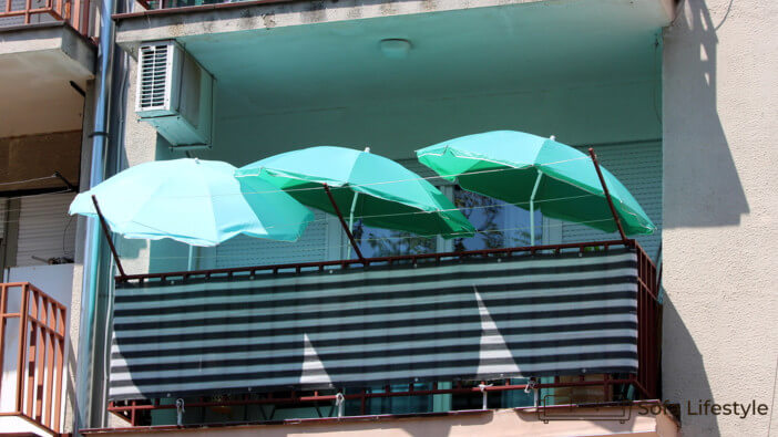 12 Apartment Balcony Privacy Ideas