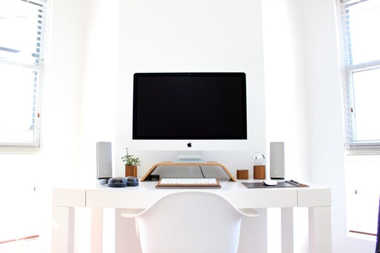 12 Best Bug Screens for Keeping Pests Out of Small Living Spaces