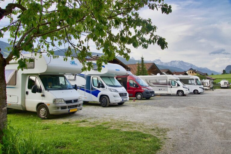 12 Best Glass Restoration Options for Vintage RVs That Enhance Charm