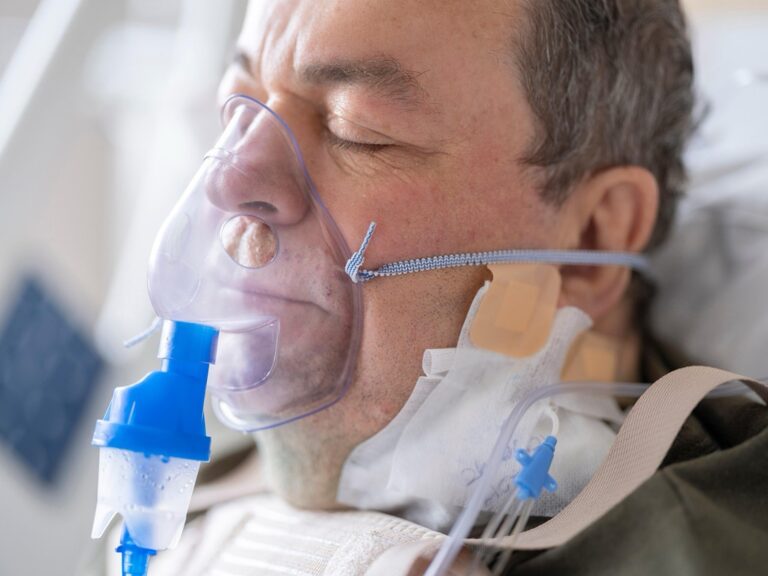 10 Best Portable Oxygen Concentrators for RVs with Medical Needs That Maximize Comfort