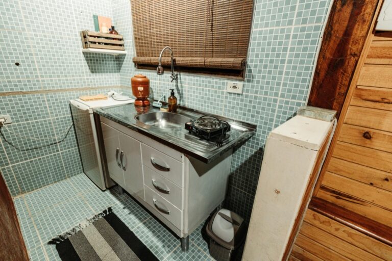 11 Small Kitchen Design Ideas RV Owners Swear By For Maximum Space