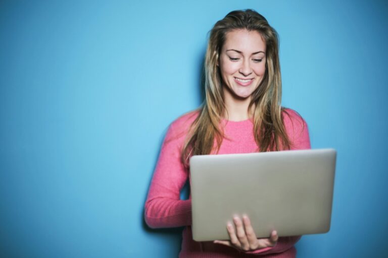 7 Best Mobile Hotspots for RV Living That Enable Digital Freedom