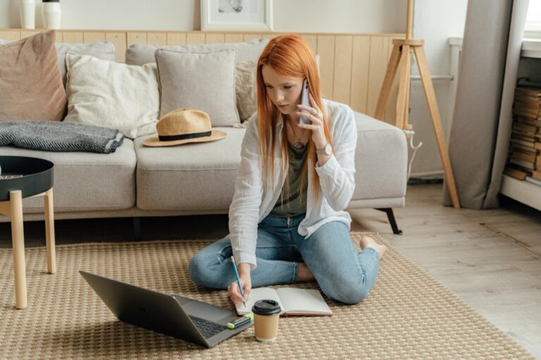 10 Tiny House vs Mobile Home Living Tips That Maximize Freedom