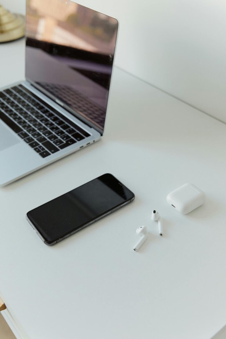 11 Portable Office Setups for RV Living That Maximize Freedom