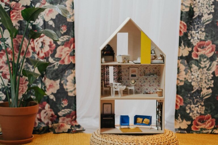 11 Best Furniture Repair Techniques for Mobile Living That Save Space & Sanity