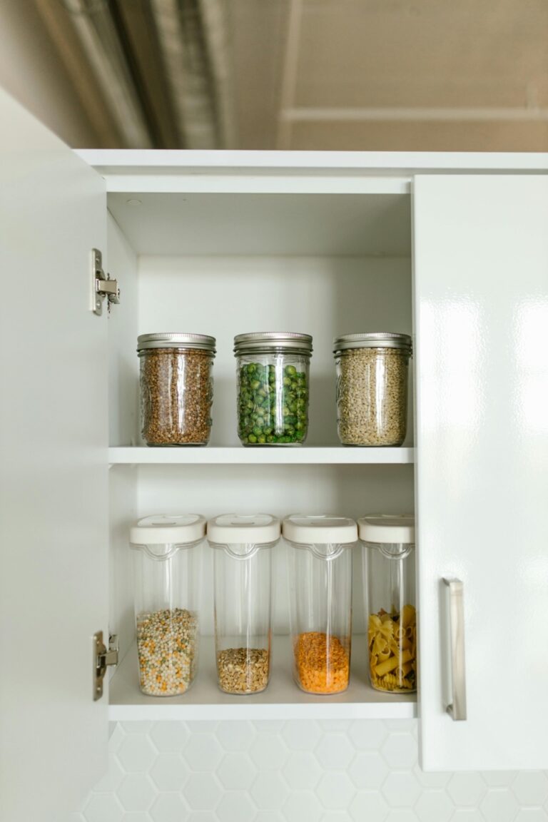 11 Tiny Home Pantry Hacks That Maximize Every Square Inch