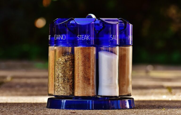 5 Best Magnetic Spice Racks For Limited Kitchen Storage That Maximize Every Inch
