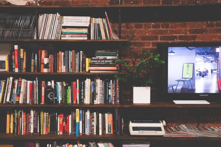 7 Best Stacking Storage Solutions for Compact Living – Maximize Every Inch