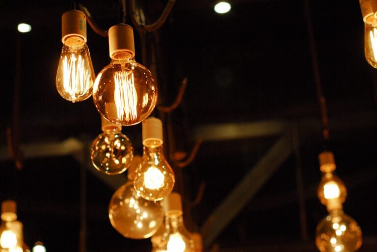 7 Pros and Cons of Mobile Electrical Services: What Experts Don’t Tell You