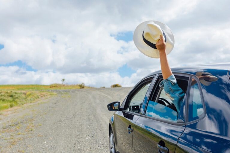 7 Efficient Packing Strategies for Winter Road Trips That Maximize Space