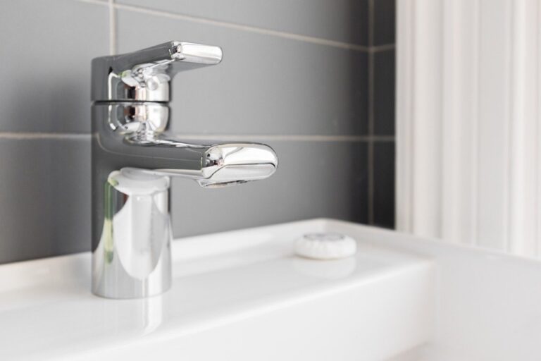 5 Best Water-Repellent Paints for Tiny Home Bathroom Walls That Prevent Costly Damage