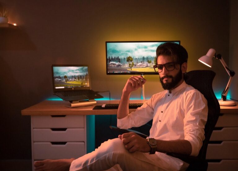 7 Minimalist Ideas For Tech Equipment Storage That Declutter Your Life