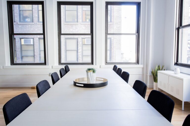 7 Ways to Optimize Limited Office Space: Maximize Every Inch