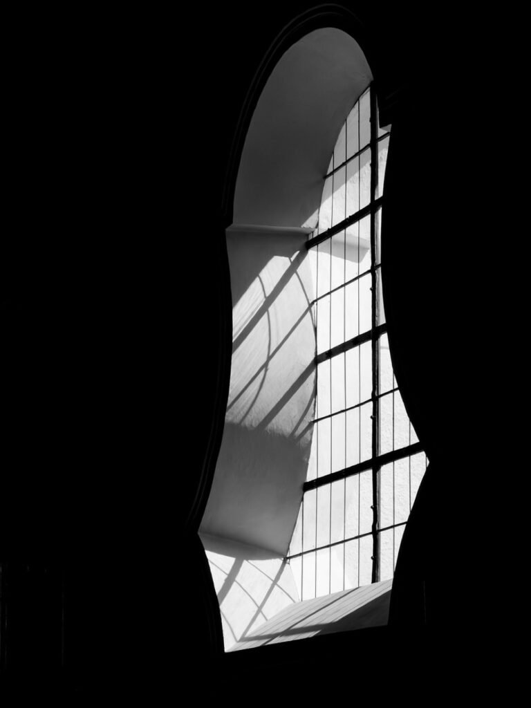 7 Approaches to Sealing Unconventional Windows That Save Energy Costs