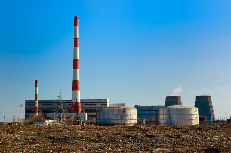 7 Ways Biodiesel Outperforms Propane as an Alternative Fuel: Lower Your Footprint