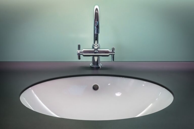 5 Best Anti-Mold Paints for RV Bathrooms That Protect Your Health On The Road