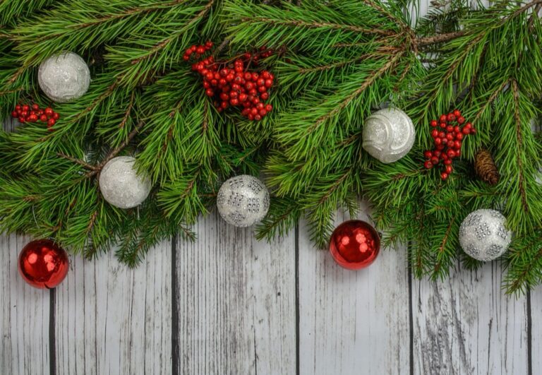 7 DIY Storage Solutions for Seasonal Decor That Declutter Your Life