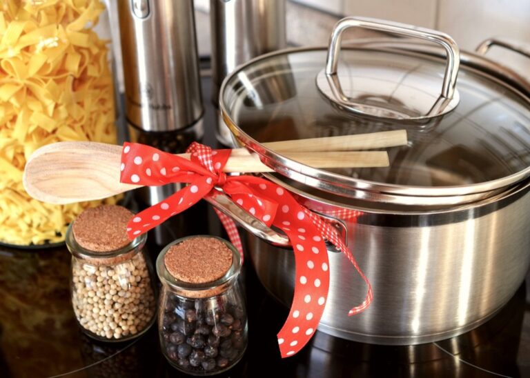 7 Pantry Meal Prep Systems for Tiny Living That Maximize Every Inch