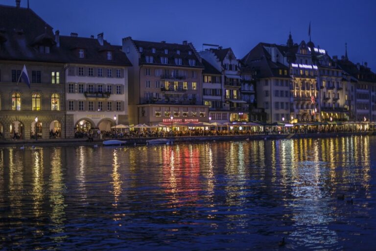 7 Alternative Travel Routes for Memorable Overnight Stays That Locals Cherish
