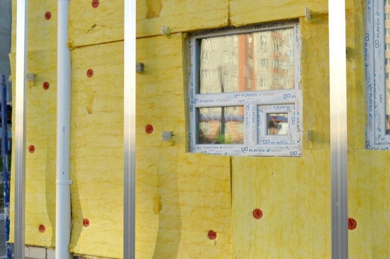 5 Best Insulation Options for Tiny Home Energy Efficiency That Slash Bills