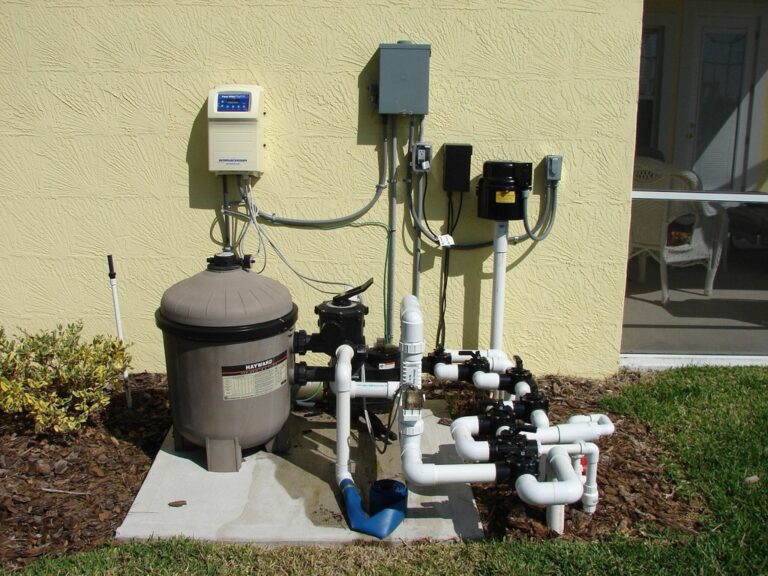 7 Best Gravity Fed Water Filters for Off-Grid Living That Ensure Self-Reliance