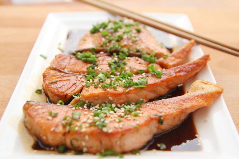 7 Ways to Maximize Nutrition on a Budget: Save Without Sacrifice