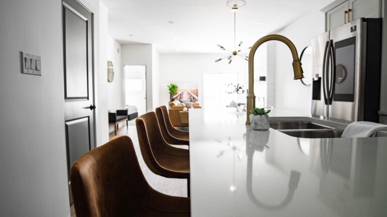 7 Clever Ways to Maximize Kitchen Island Storage: Transform Hidden Spaces