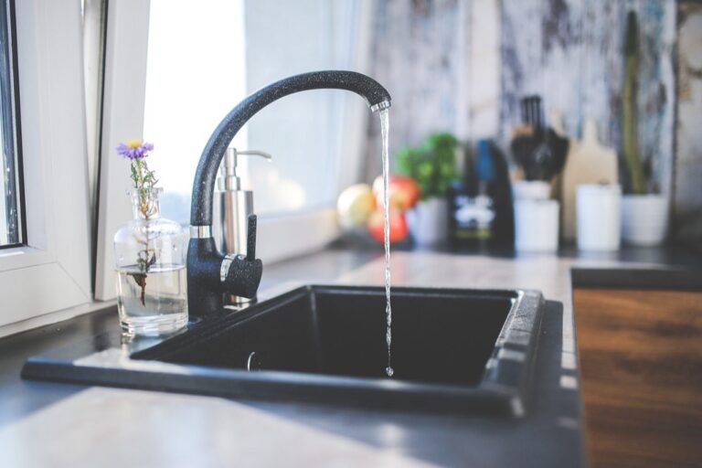 5 Best Pitcher vs Faucet Filters for Tiny Spaces: Maximize Every Inch