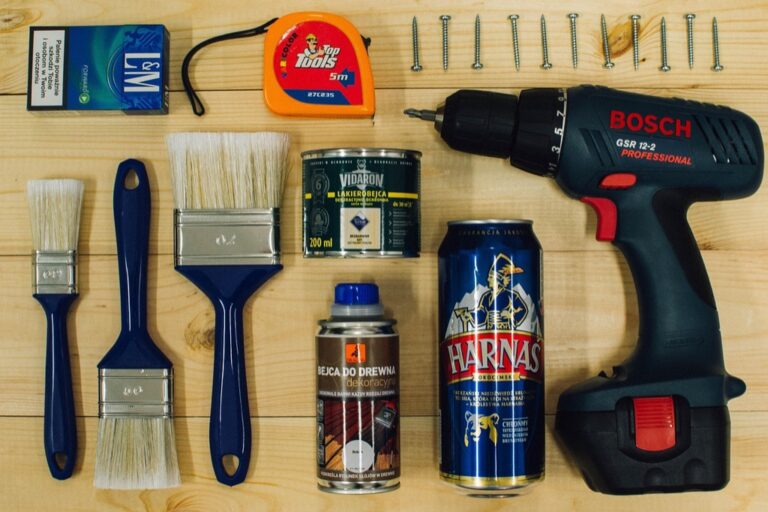 5 Best DIY Cabinet Hinge Repair Kits for Small Spaces That Maximize Every Inch