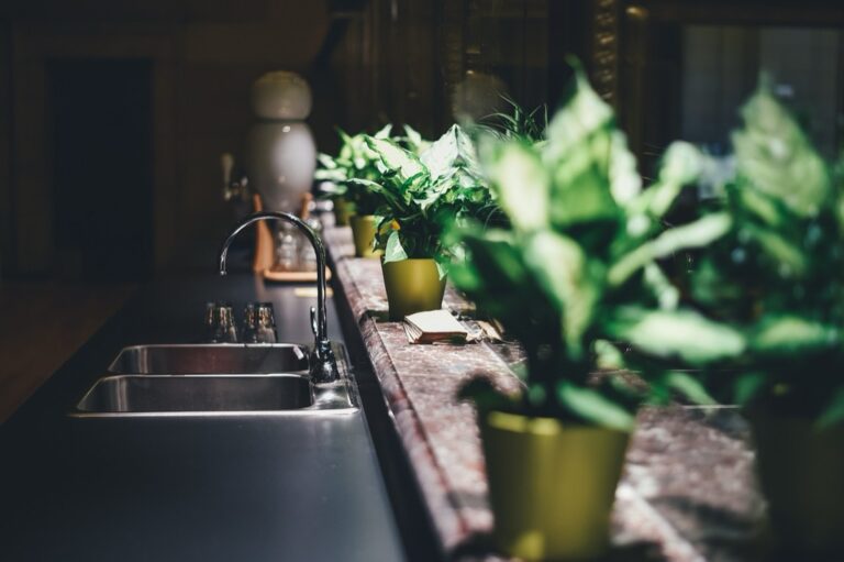 5 Best Water-Saving Faucets for Tiny Homes That Maximize Every Drop