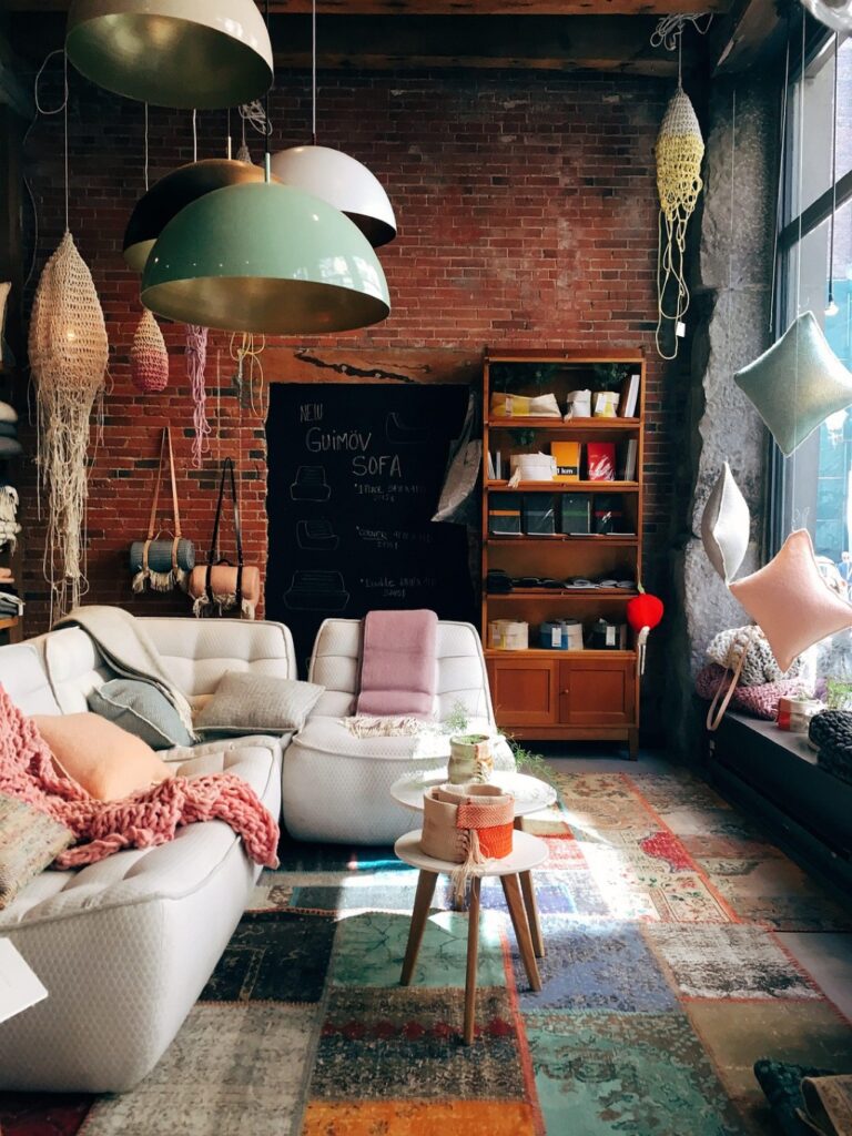 5 Best Blackout Shades for Privacy in Tiny Homes That Maximize Space