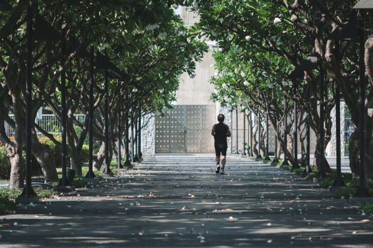 5 Best Exercise Mats for Mobile Living That Nomads Swear By