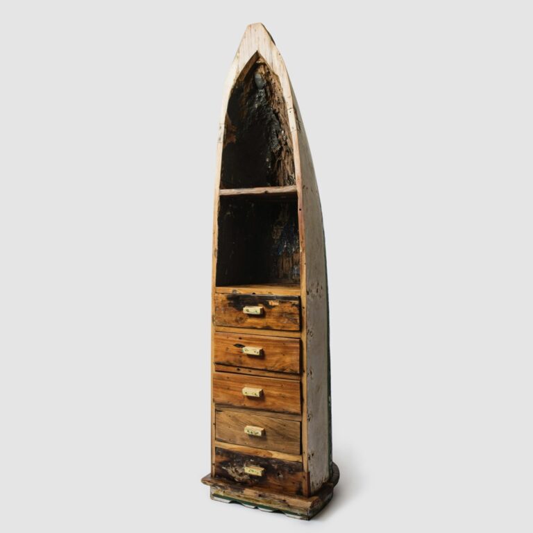 7 Ideas for Designing a Fishing-Themed Tiny Home Workspace That Maximize Flow