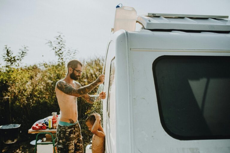 7 Best Eco-Friendly Laundry Options for Nomads That Lower Your Footprint