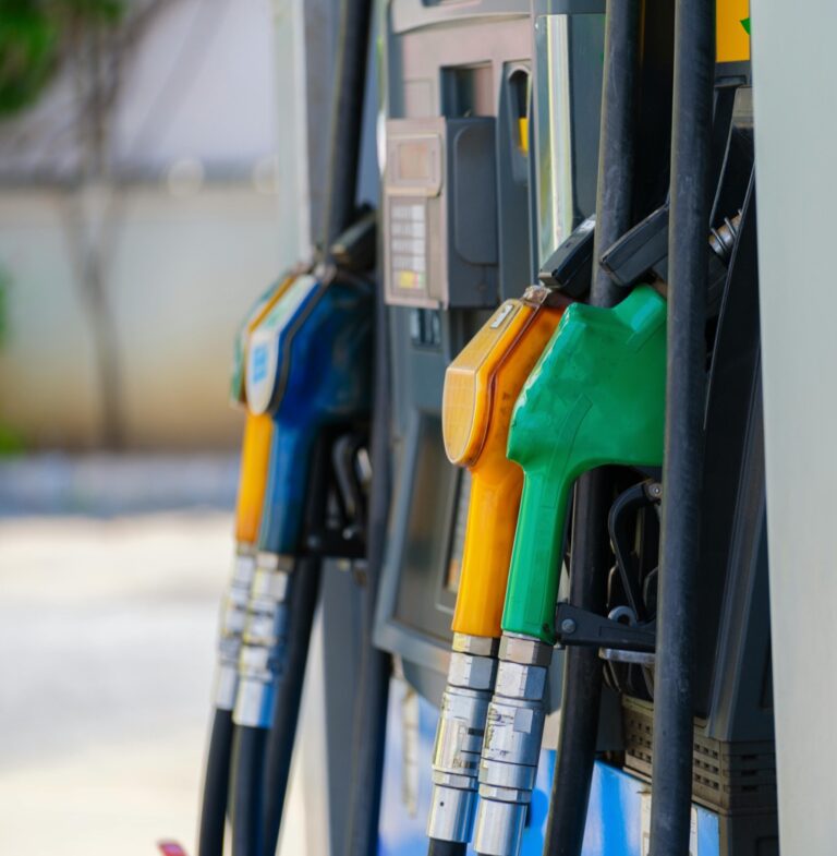 7 Gas Station Etiquette Tips for RV Travelers | Nomads Swear By