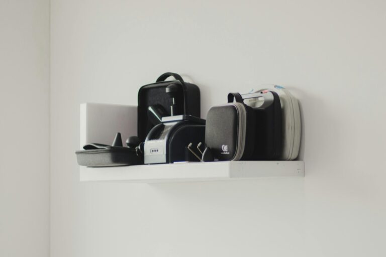 7 Clever Ways to Store Tools in Small Kitchens: Maximize Every Inch