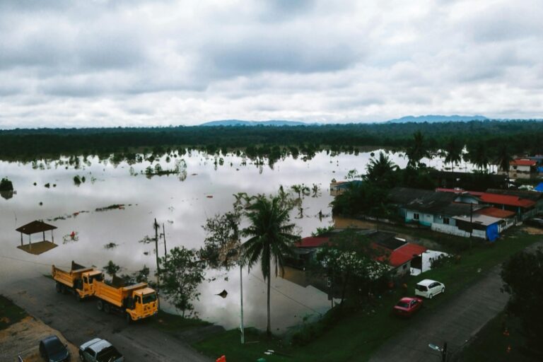 7 Essential RV Insurance Considerations for Storm Protection You Need Now