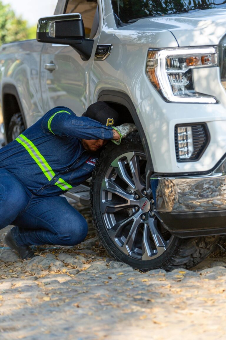 5 Best Mobile Tire Repair Services for RV Breakdowns That Save Your Trip