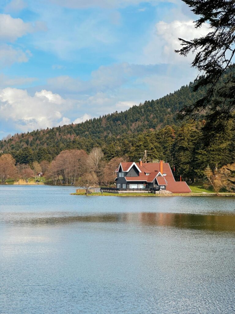 7 Adaptable Water Filtration Solutions for Seasonal Dwellers That Enable Freedom