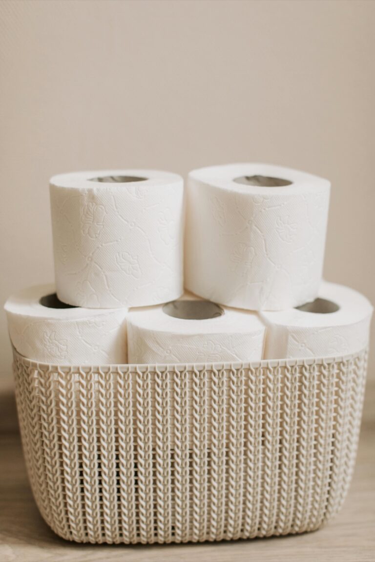 7 Best Composting Toilets for Small Spaces That Maximize Off-Grid Living