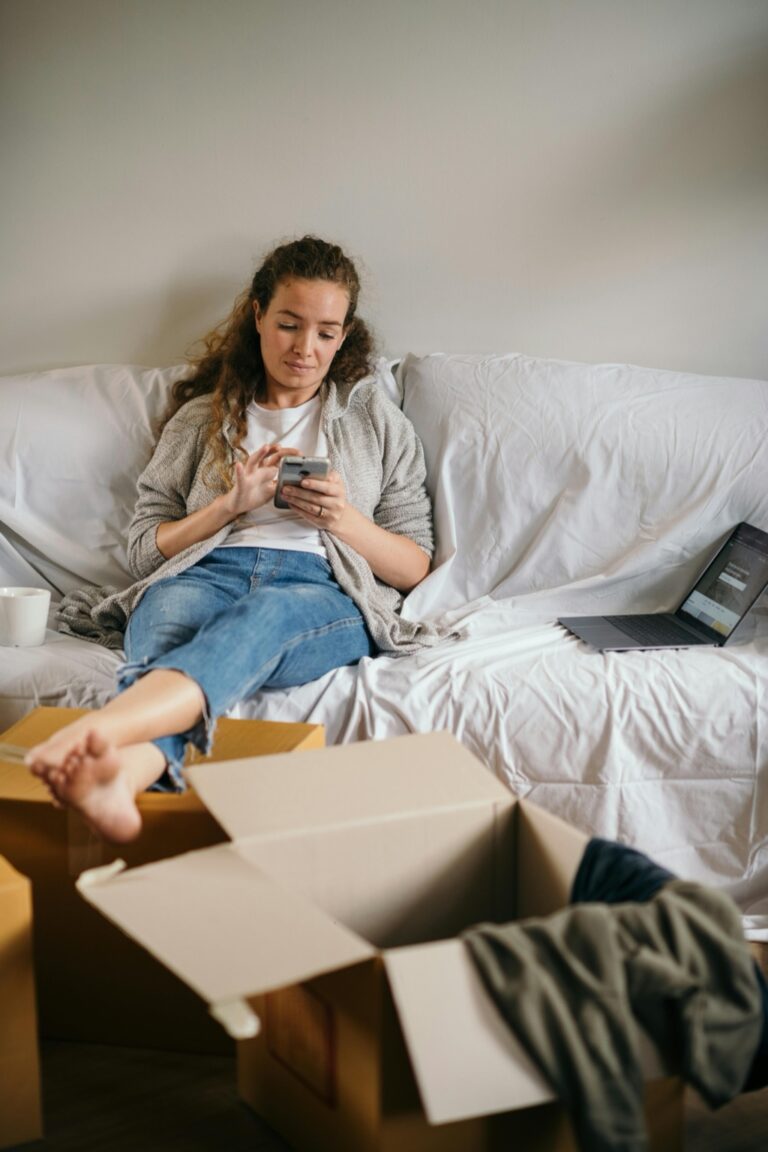 7 Ways to Establish Stable Internet in Tiny Houses: Enable Digital Freedom