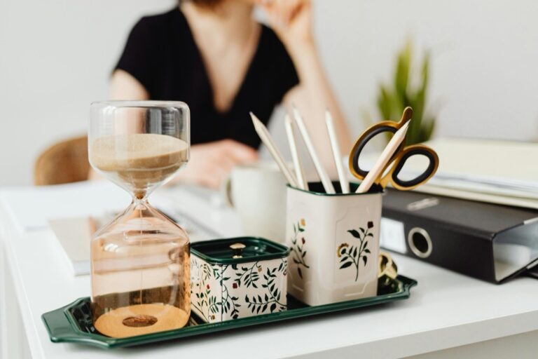 5 Best Tool Storage Methods for Minimalists: Declutter Your Space