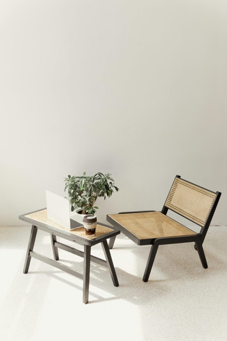 7 Ideas for Creating a Zen Workspace in Small Areas: Maximize Every Inch