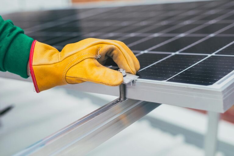 7 Best Mobile Electricians for Van Life That Power Off-Grid Freedom