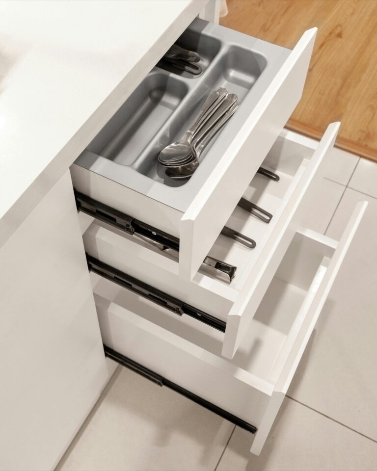 7 Ways to Balance Aesthetics and Functionality in Drawer Design That Transform Storage