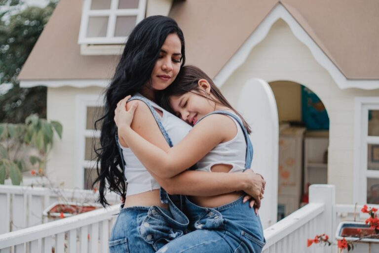 7 Essential Tips for Insuring a Tiny Home That Protect Your Freedom