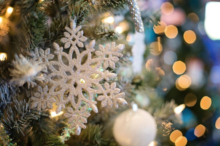 7 Space-Efficient Ways to Display Holiday Decor That Maximize Every Inch